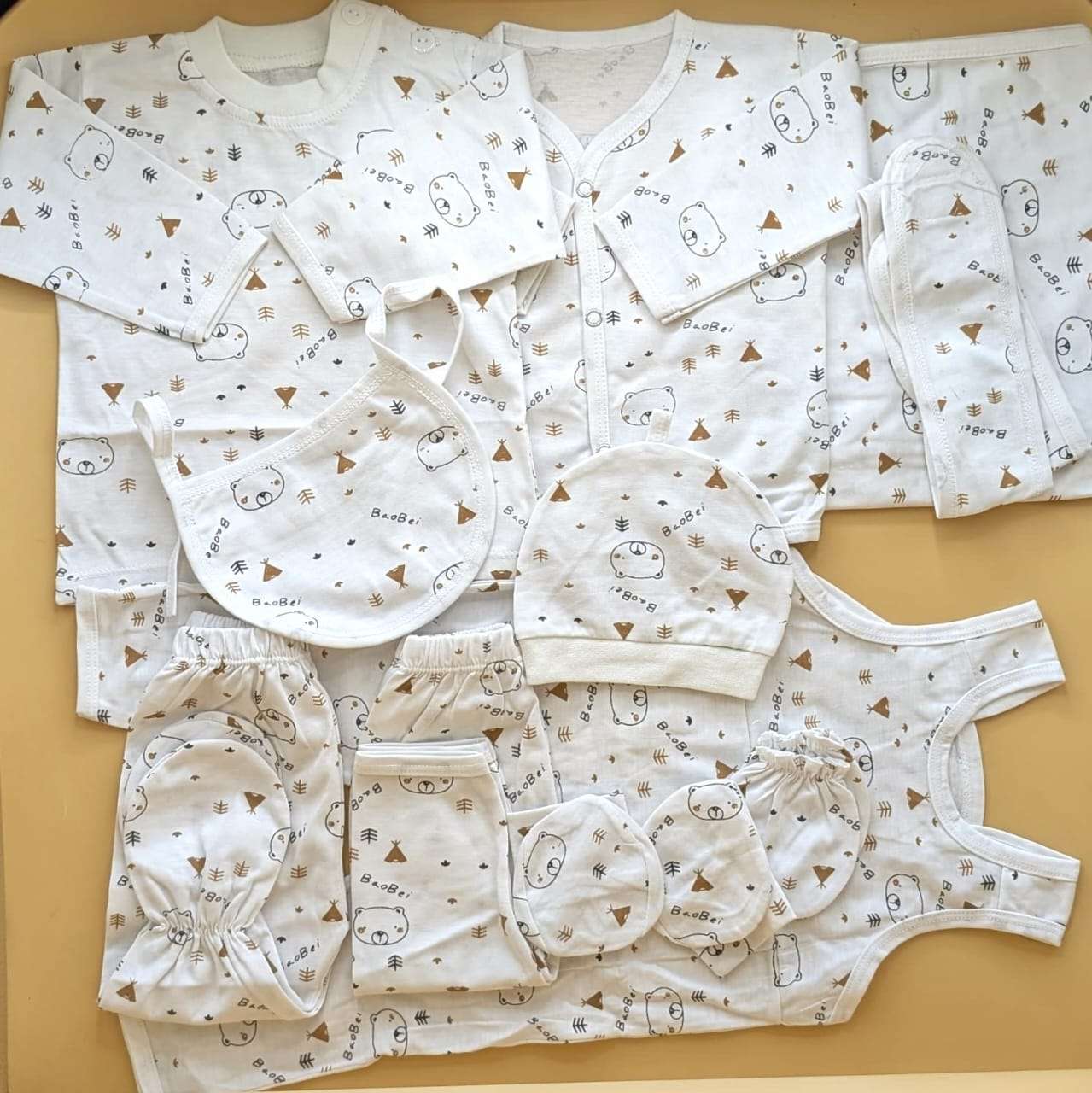 11 Pieces Starter/Suit Set - Bear/Forest