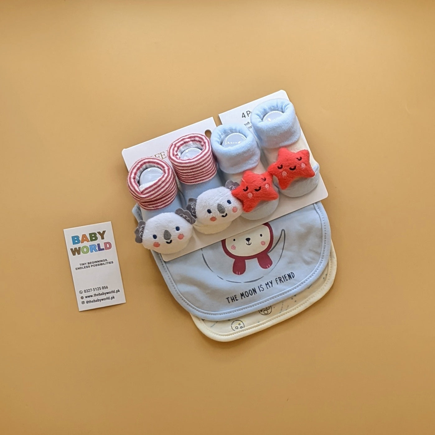 Pack of 2 Bibs & 2 Booties