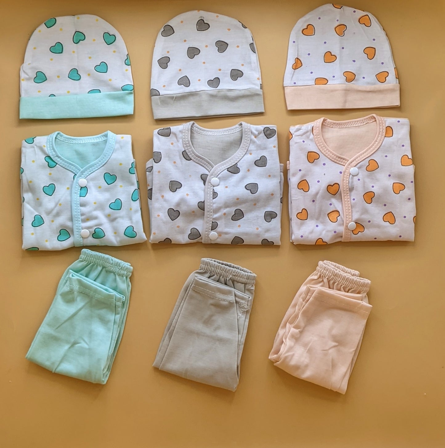 Pack of 3 Suits with Cap - Heart 🩶 - Green/Grey/Peach