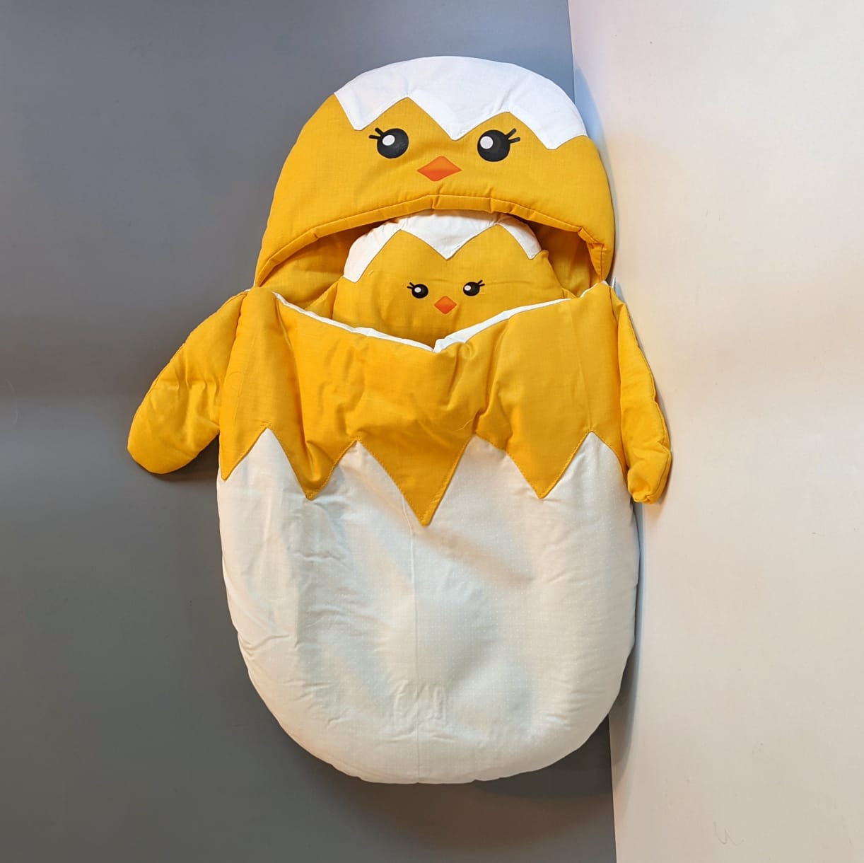Carry Nest with Pillow - Chick 🐣