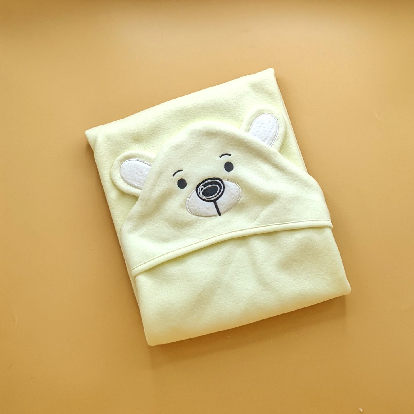 Hooded Wrapping Sheet/Blanket - Winter - Bear π»