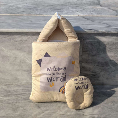 Carry Nest with Pillow - Welcome to the World