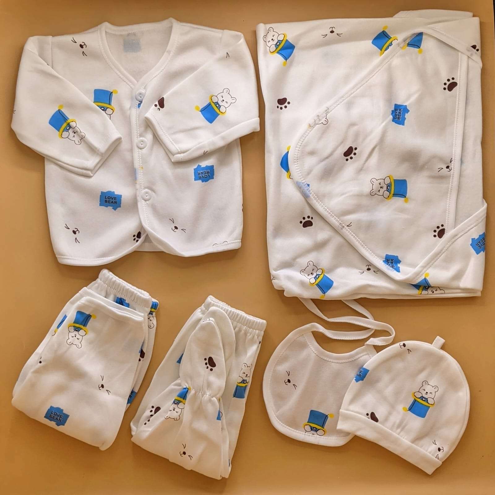 6 Pieces Starter/Suit Set - Magic Cap/Bear - Winter