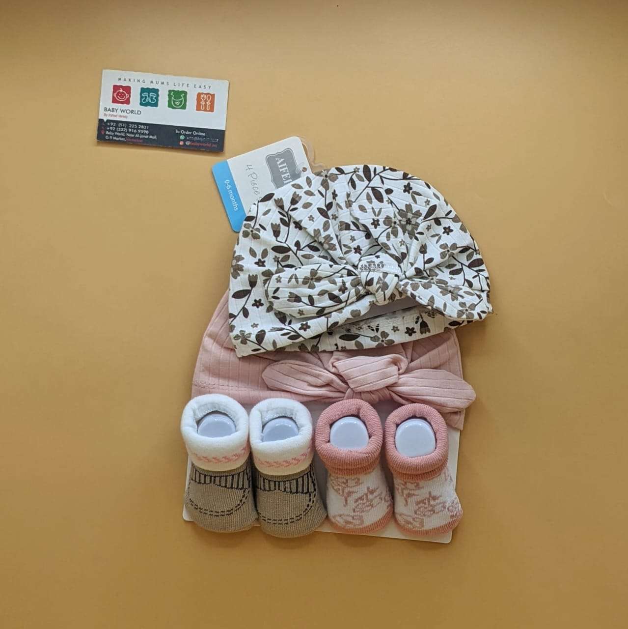 Pack of 2 Caps & 2 Booties