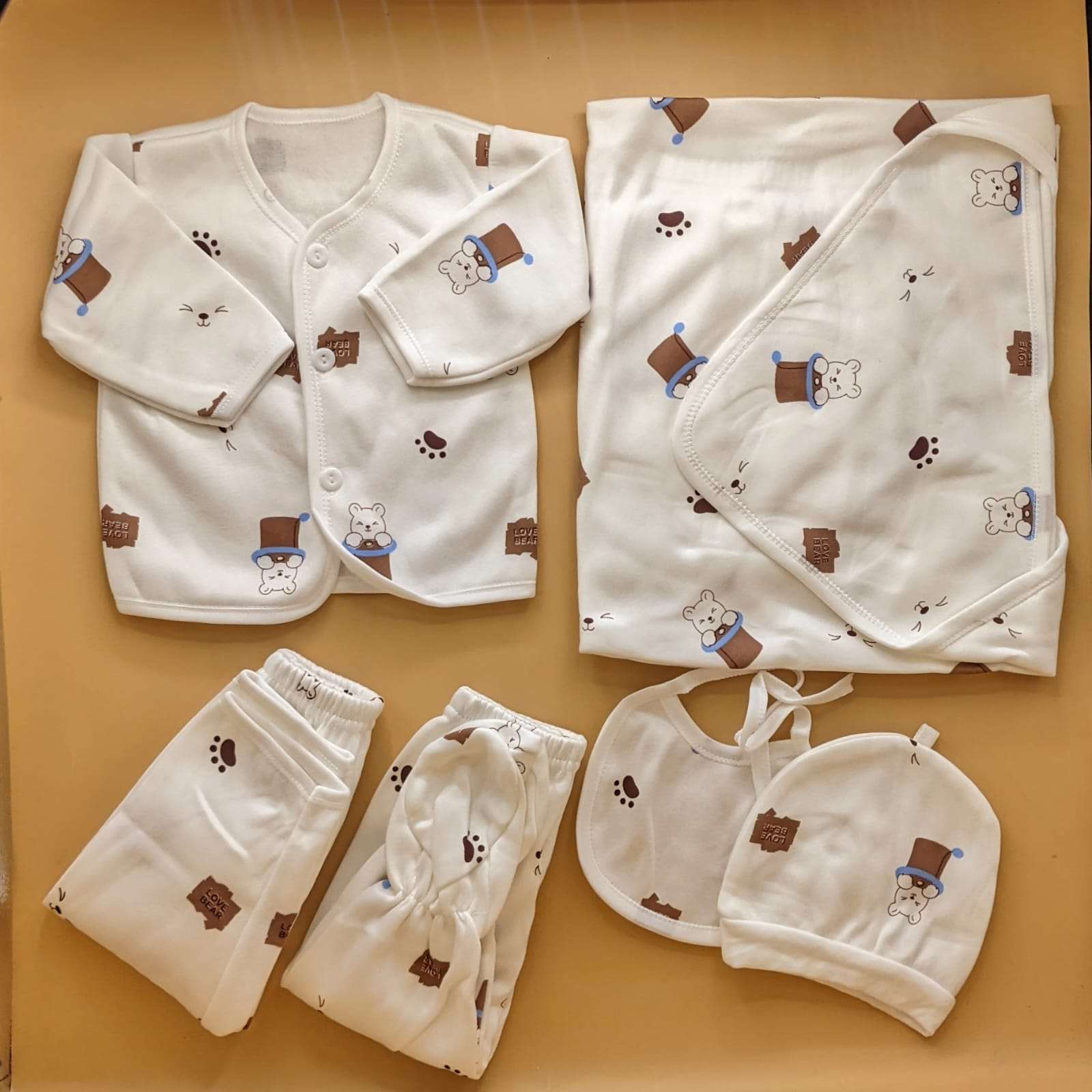 6 Pieces Starter/Suit Set - Magic Cap/Bear - Winter