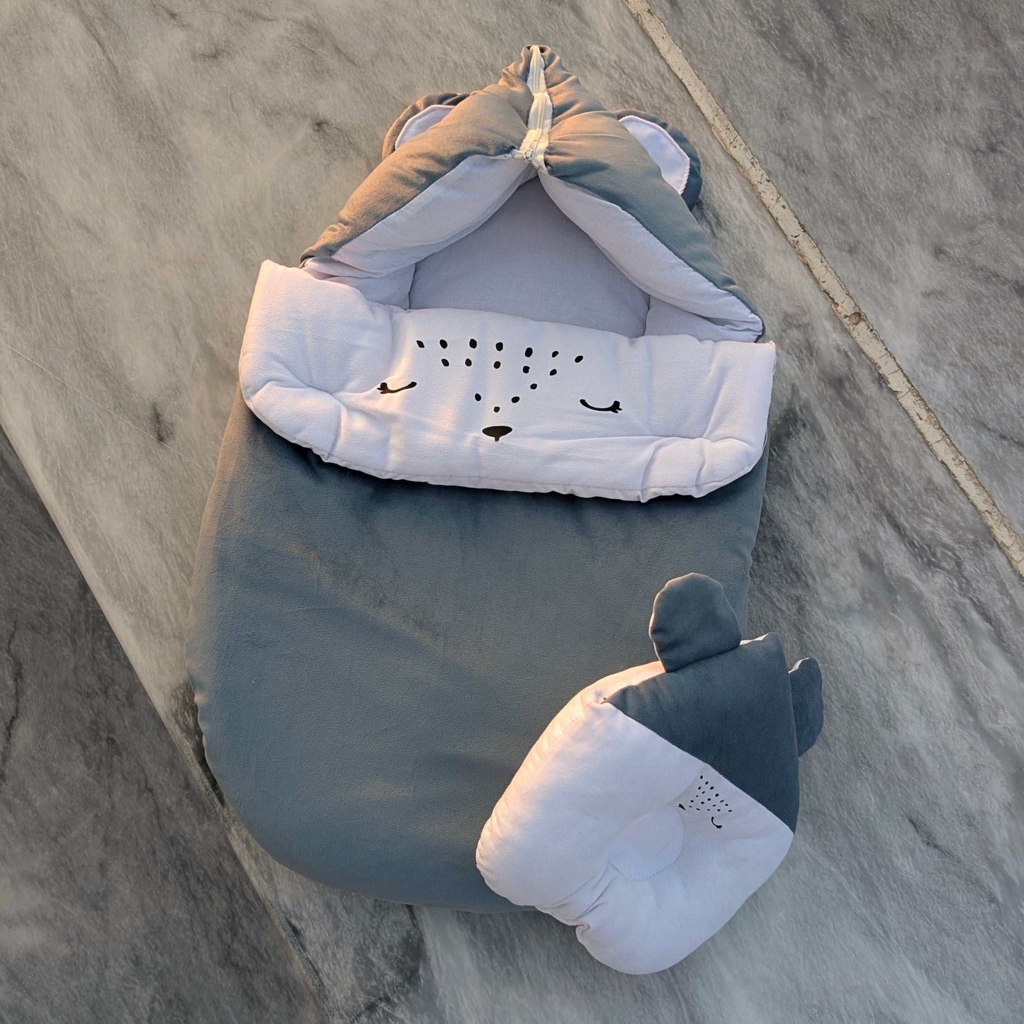 Carry Nest with Pillow - Kitty 🐈