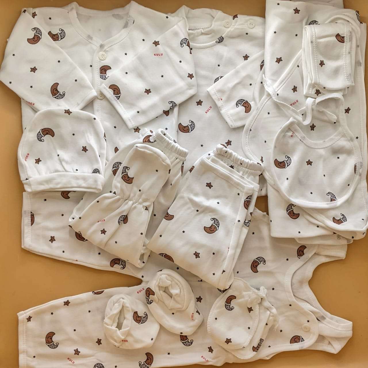 11 Pieces Suit Set - Winter - Moon/Stars ✨