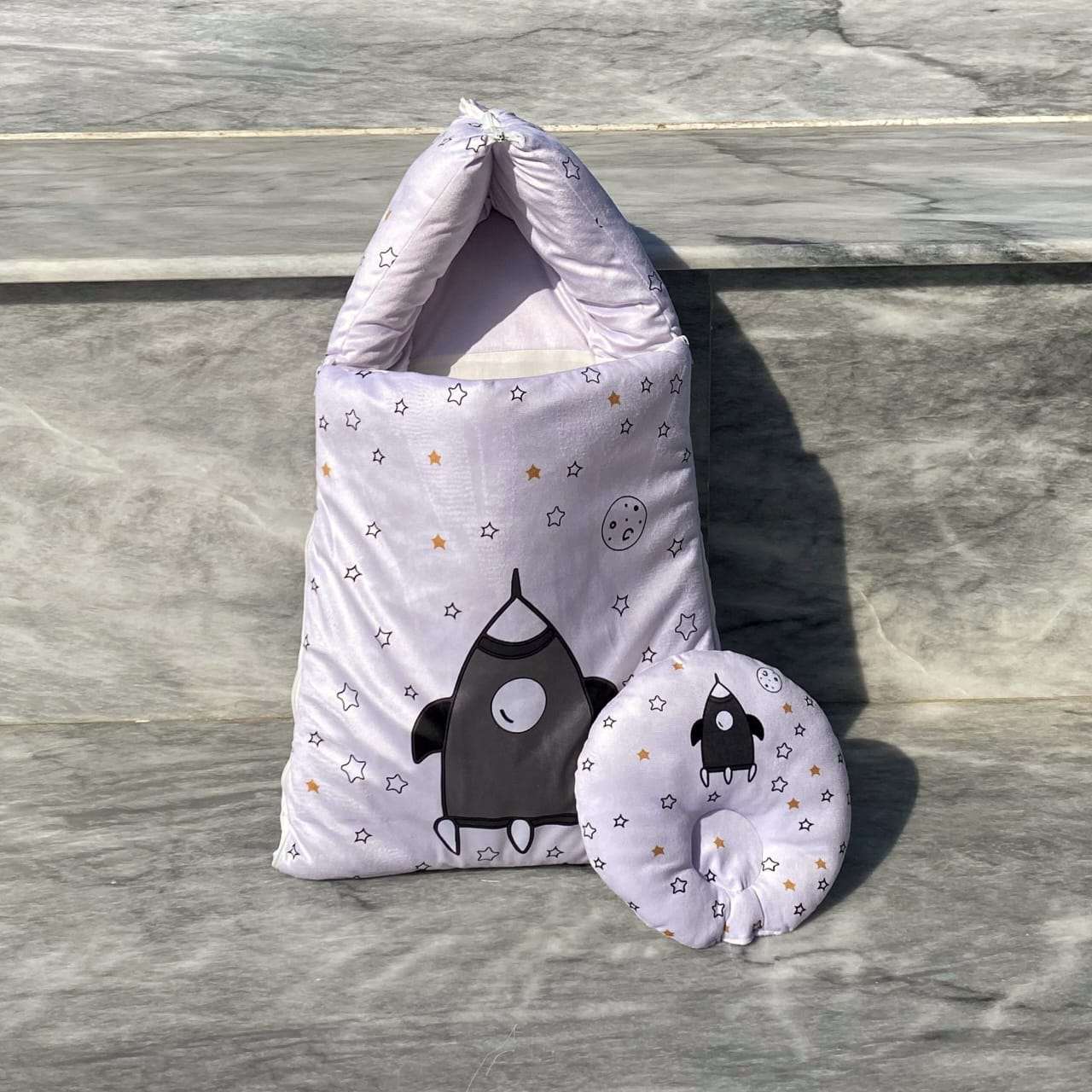 Carry Nest with Pillow - Space Craft 🚀