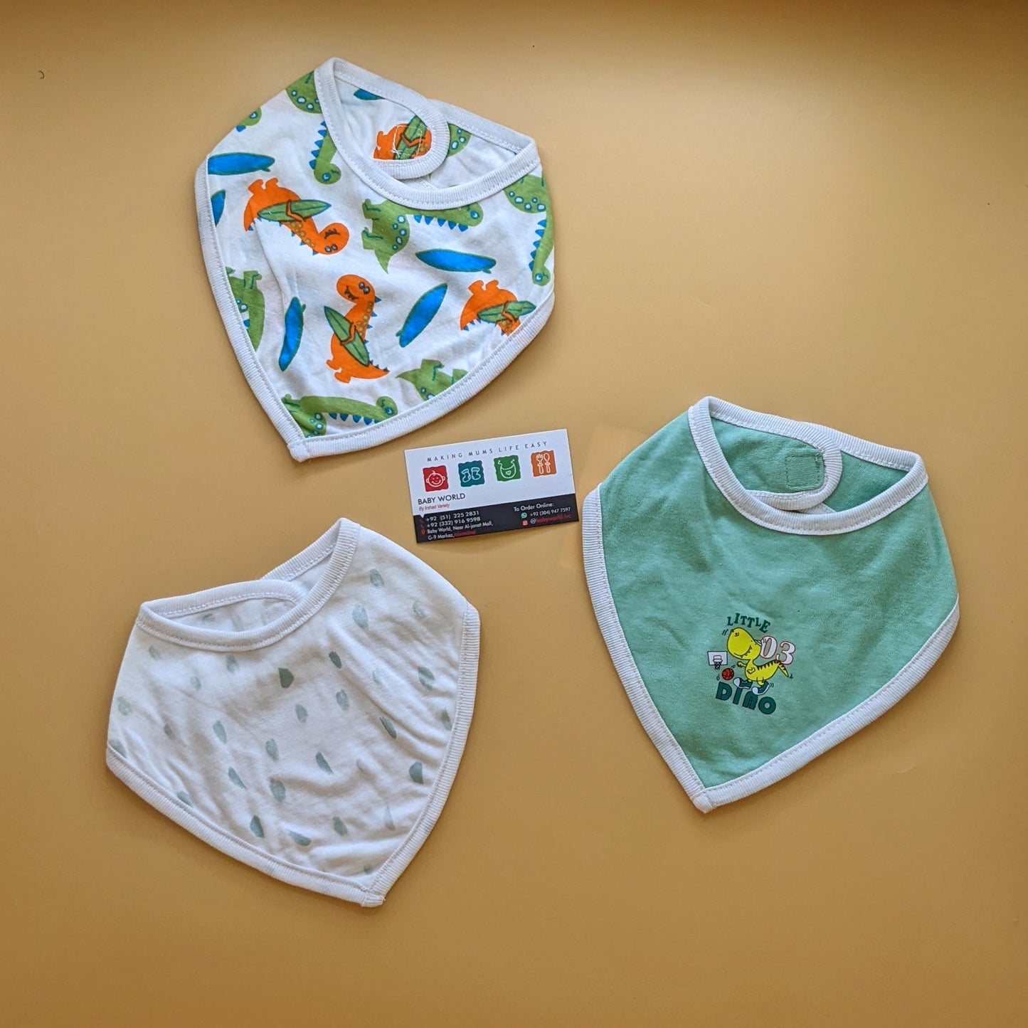 Pack of 3 Bibs - Triangle
