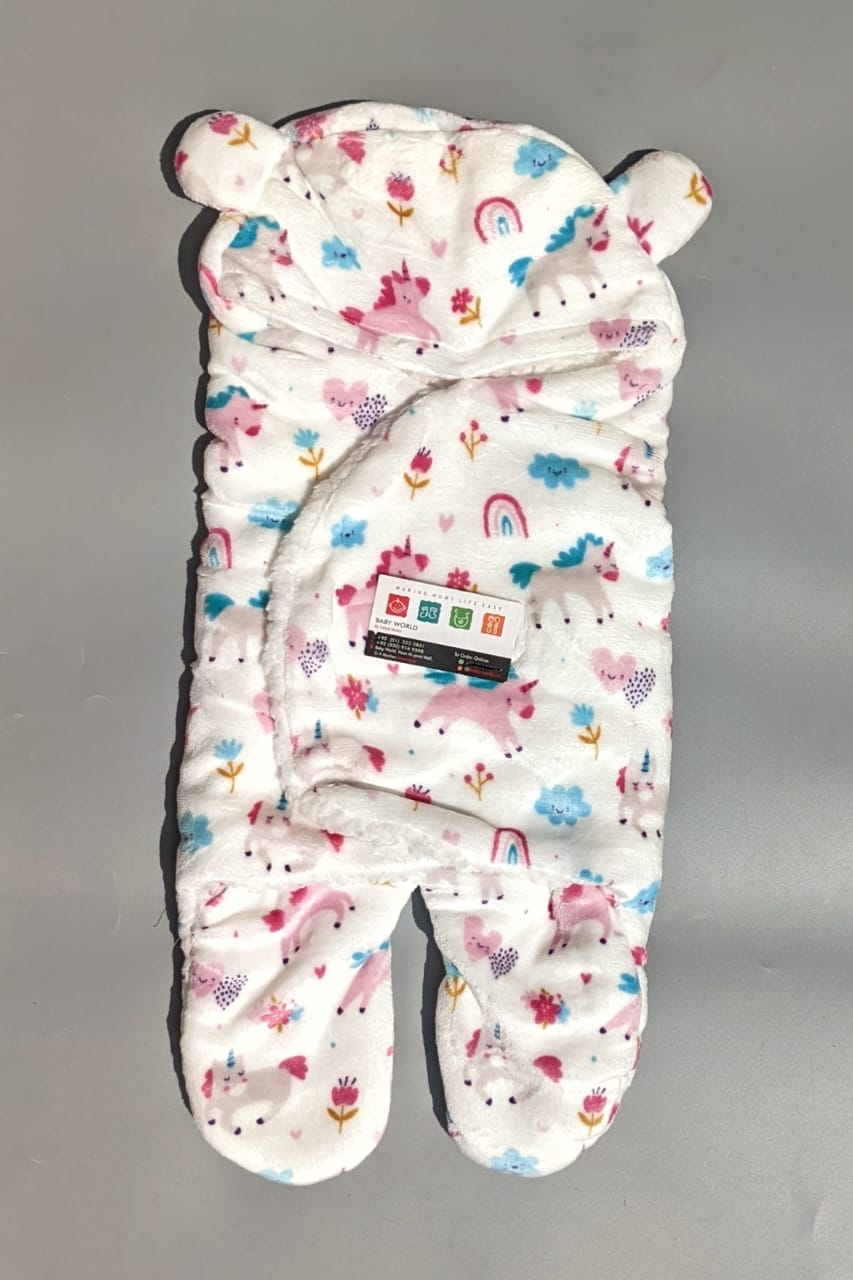 Hooded Carry Nest/Swaddle Wrap