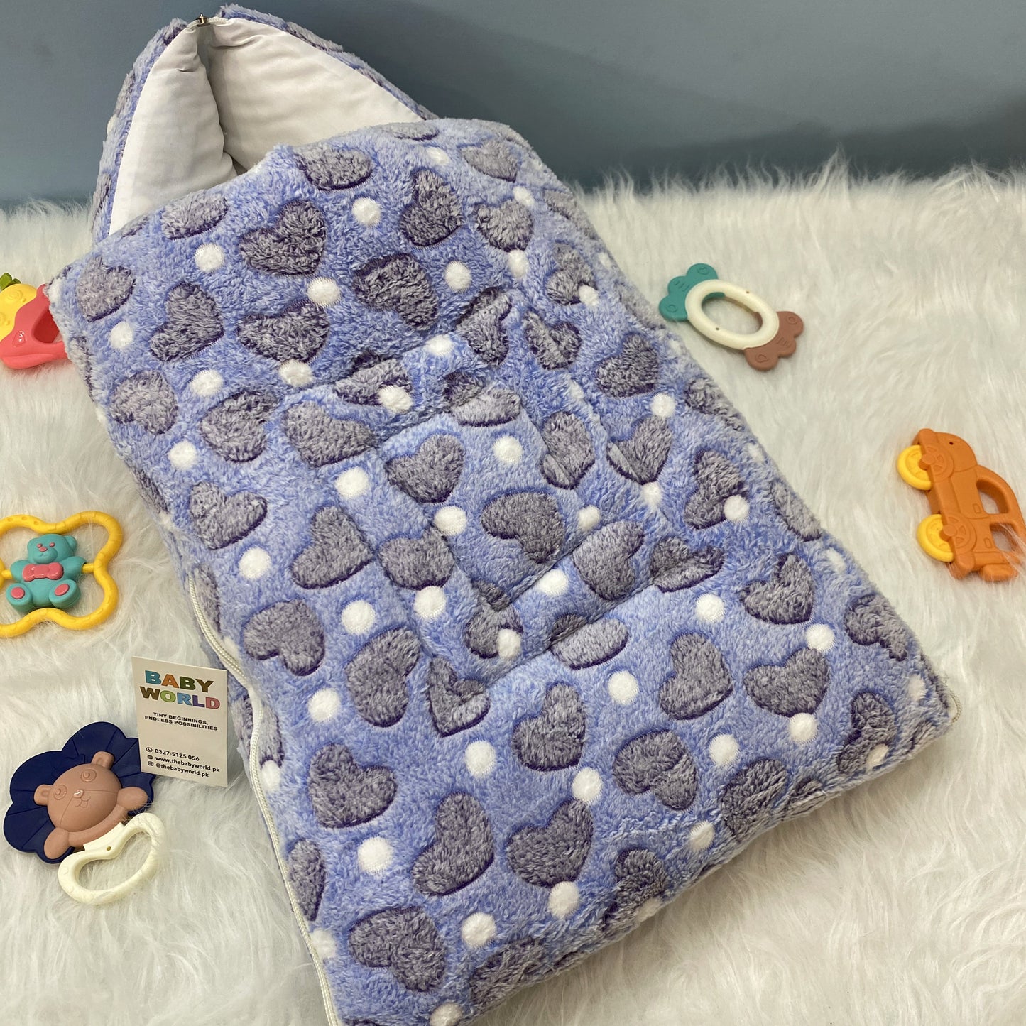 Baby Carry Nest with Hood - Heart/Circle - Winter
