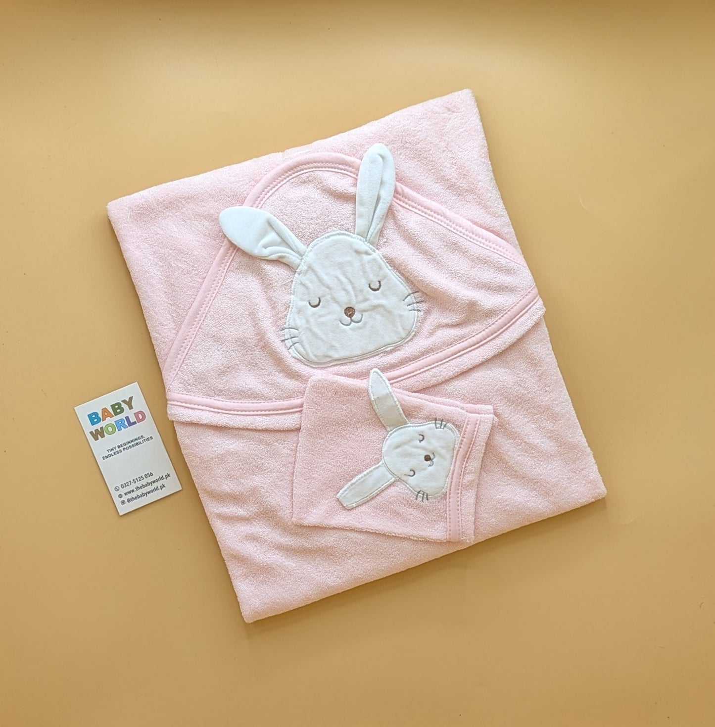 Character Hooded Bath Towel with Bath Sponge