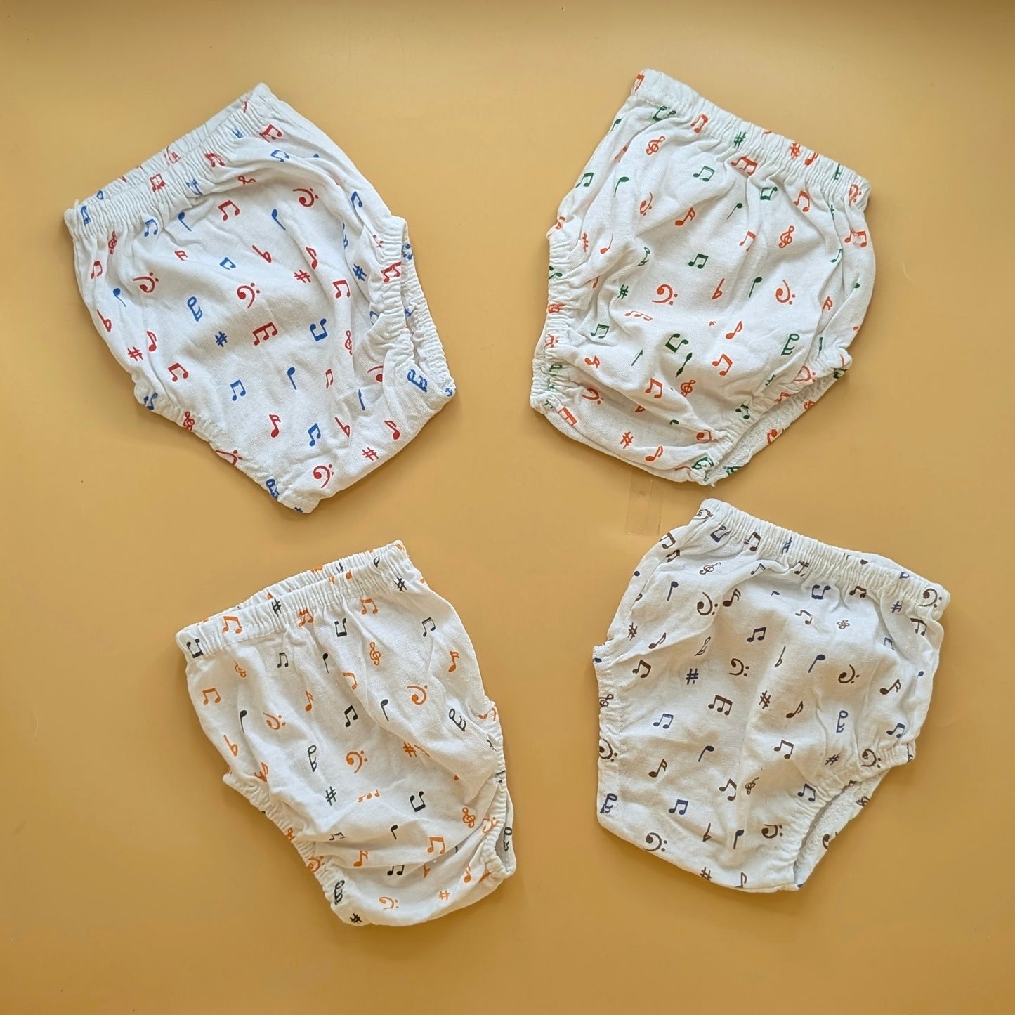 Pack of 4 Nicker - Music 🎶