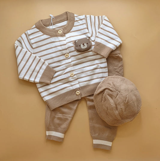 2 Piece Imported Woolen Suit with Cap - Lines/Bear 🐻