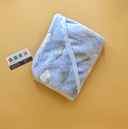 Hooded Wrapping Sheet/Blanket - Winter - Clouds ☁️