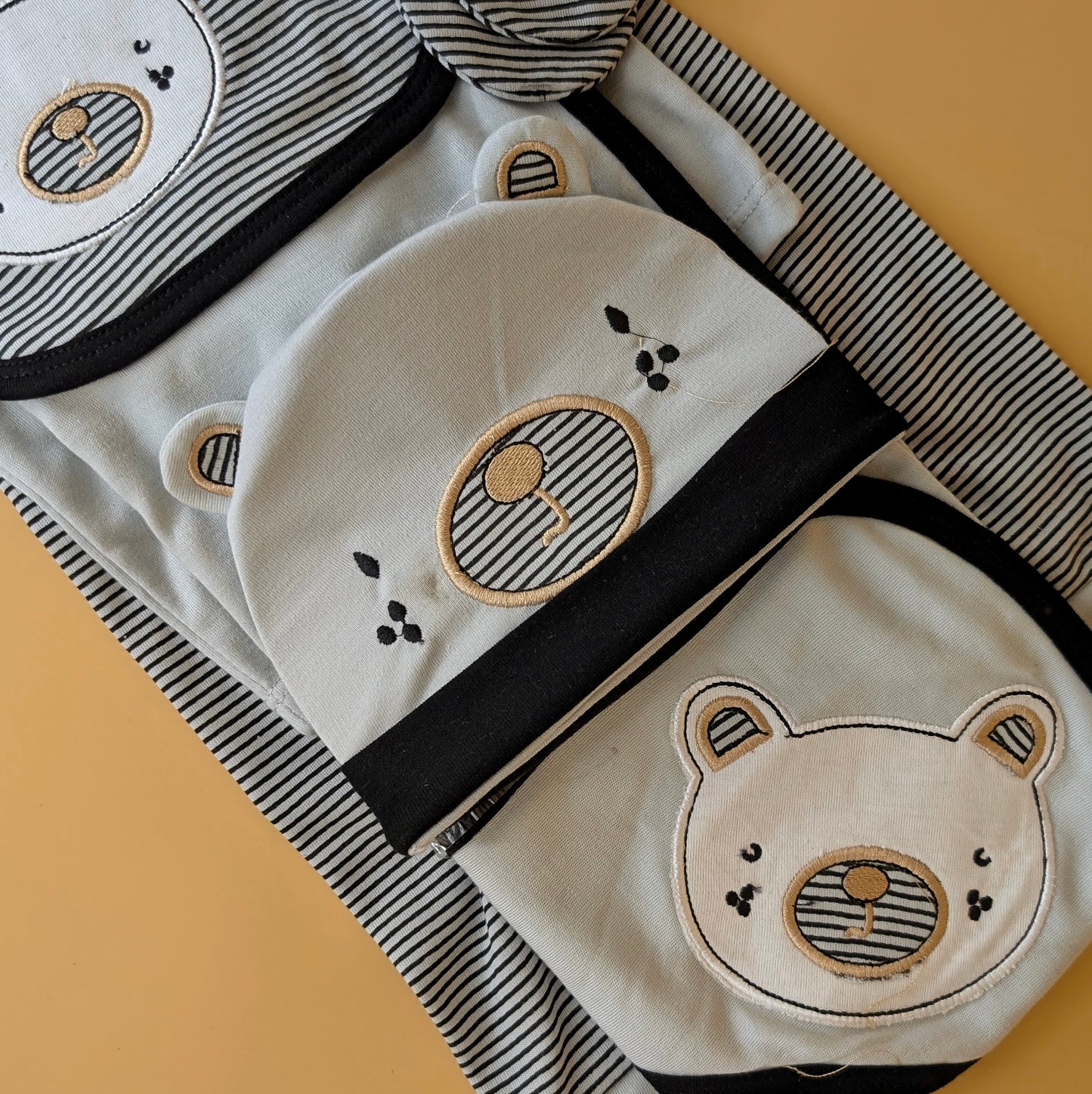Starter Set - 7 Pieces - Bear Hug