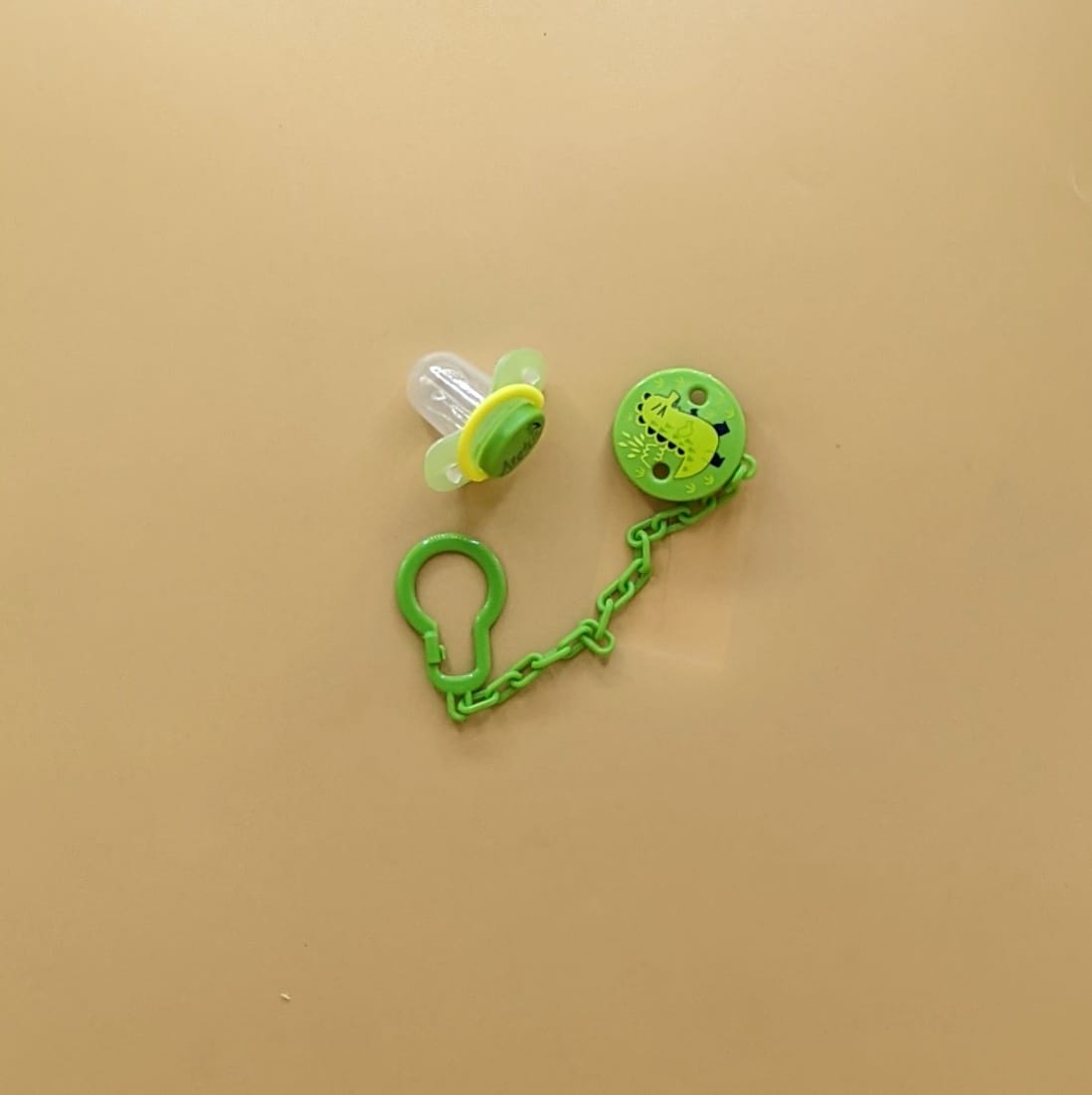 Pacifier with Chain - Circle