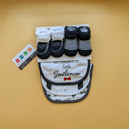 Pack of 3 Bibs & 2 Booties