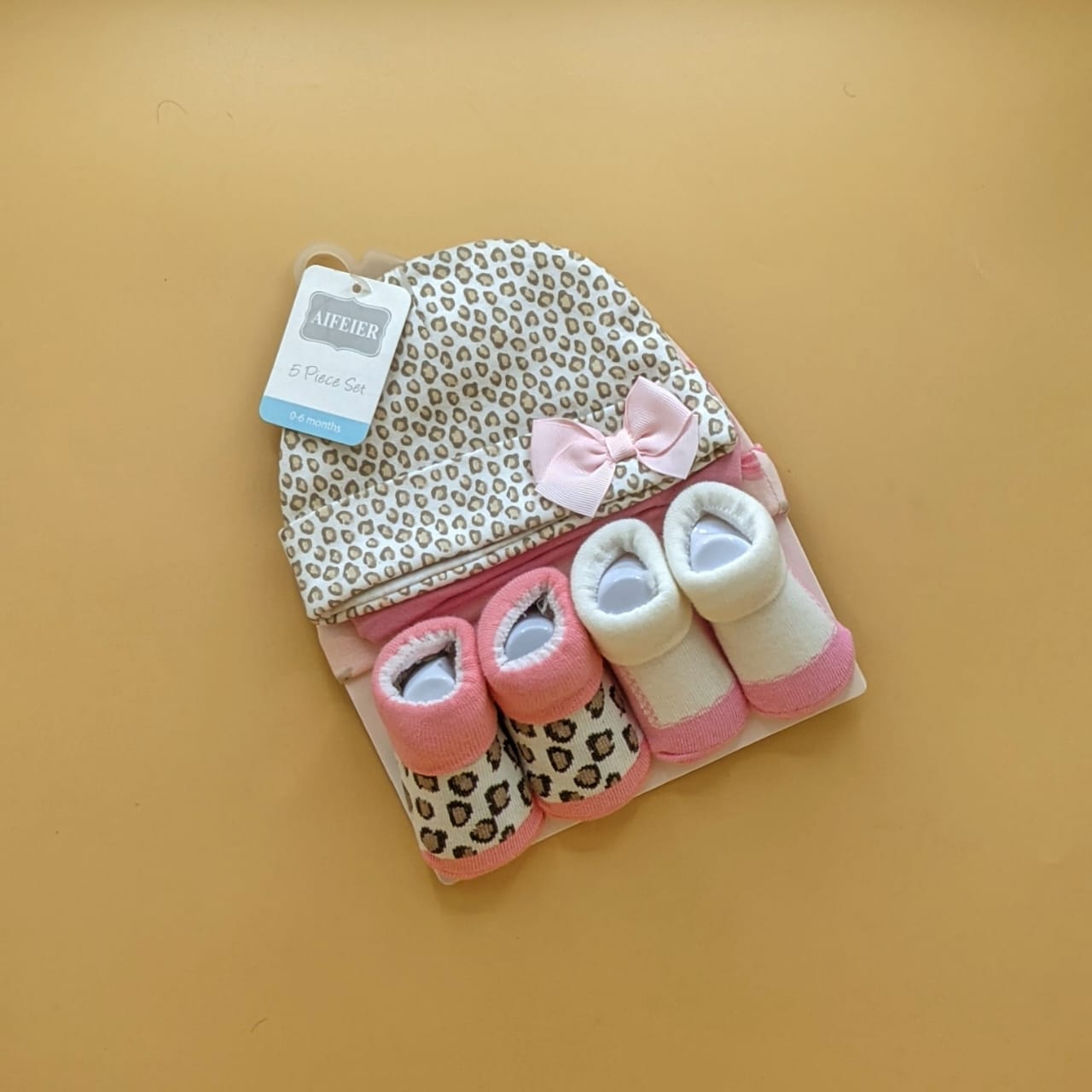 Pack of 2 Caps, Mittens & Booties Set