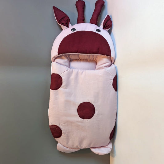 Carry Nest with Pillow - ladybird 🐞