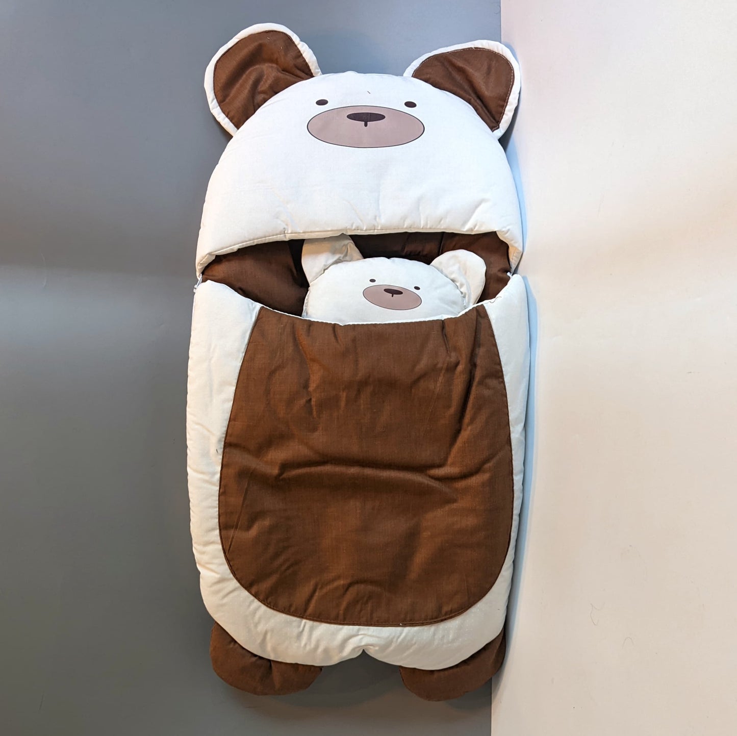 Carry Nest with Pillow - Bear 🐻