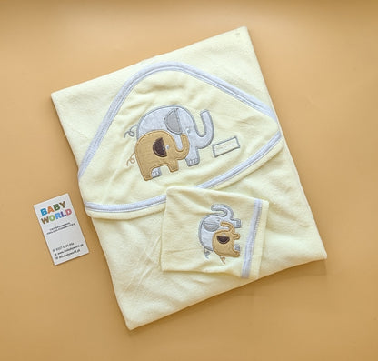 Character Hooded Bath Towel with Bath Sponge