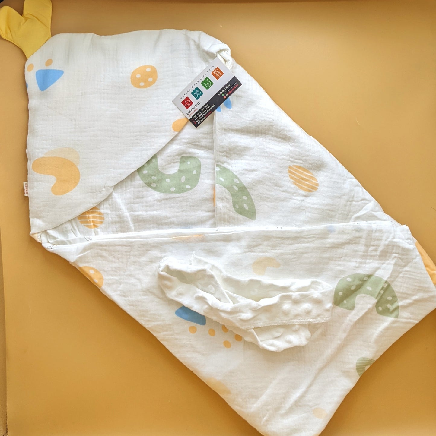 Hooded Blanket/Wrapping Sheet