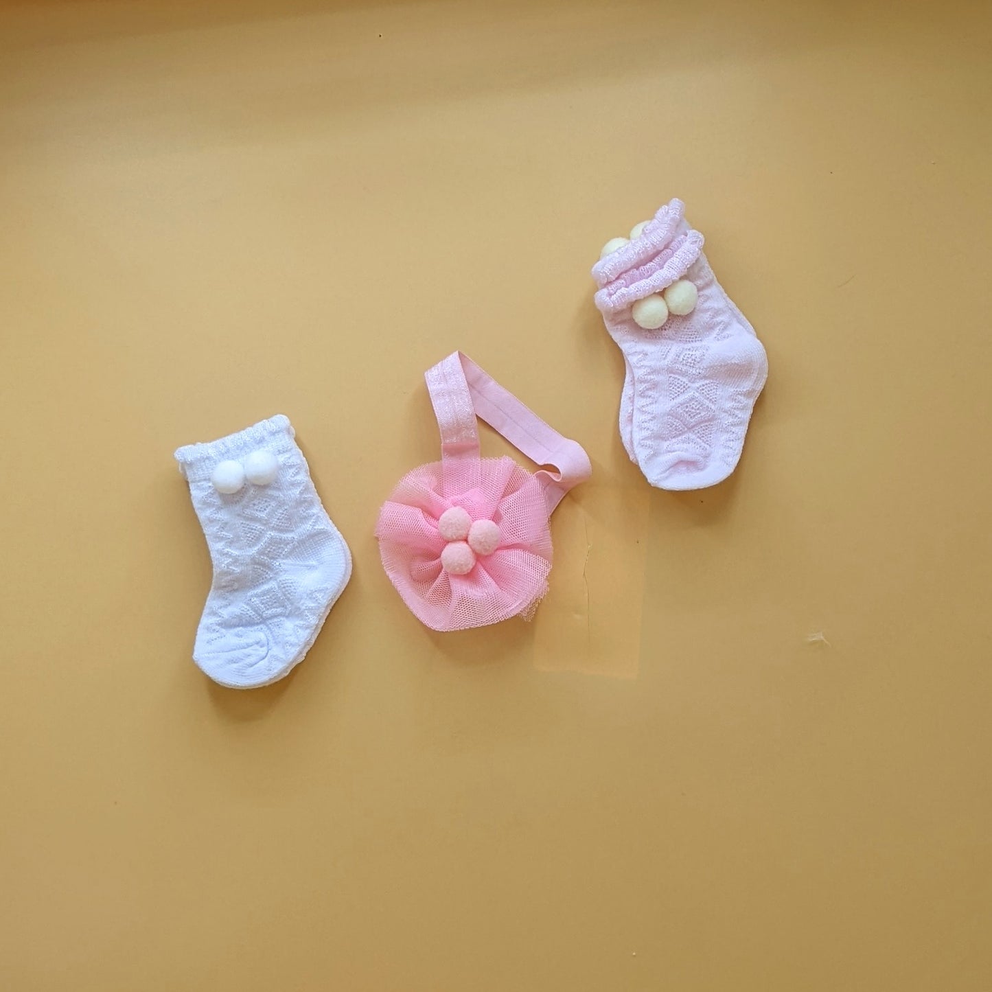 Pack of 2 Socks & Headband