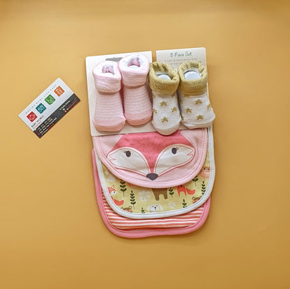 Pack of 3 Bibs & 2 Booties
