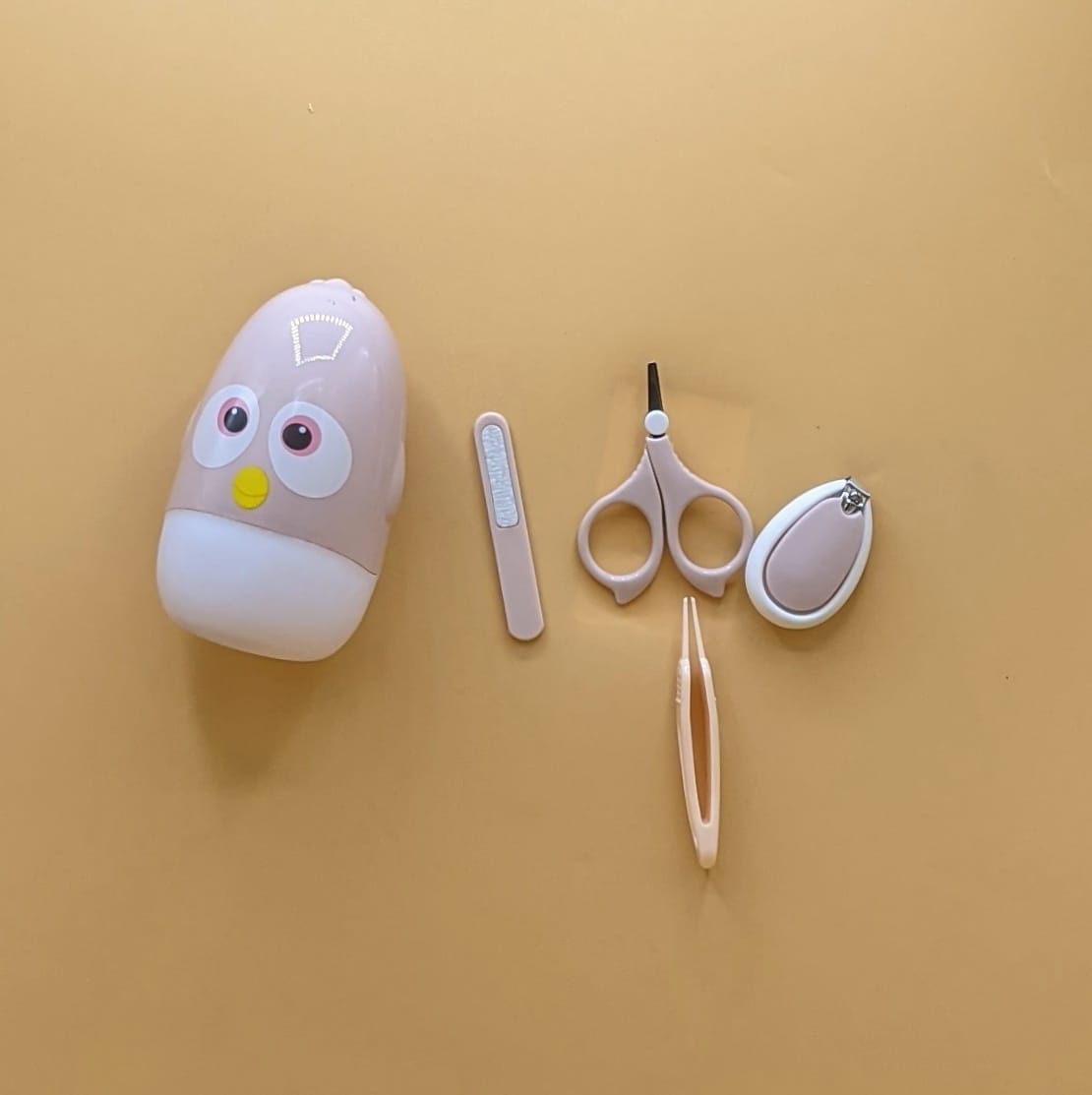 4 Pieces Manicure Set - Chick 🐣