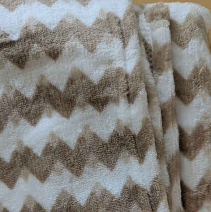 Baby Winter Wrapping Sheet/Ac Blanket - Zigzag Pattern