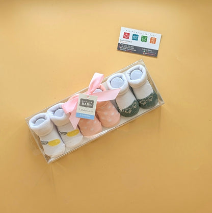 Premium Quality Baby Pack of 3 Booties Set