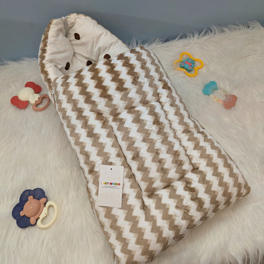 Baby Carry Nest with Hood - Zigzag  - Winter